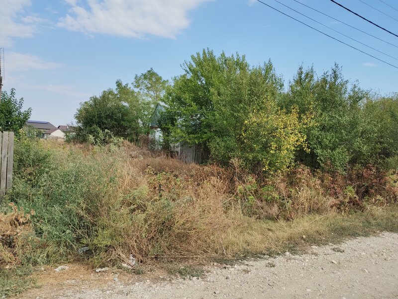 Tartasesti, teren intravilan 3.350 mp, TVA inclus.